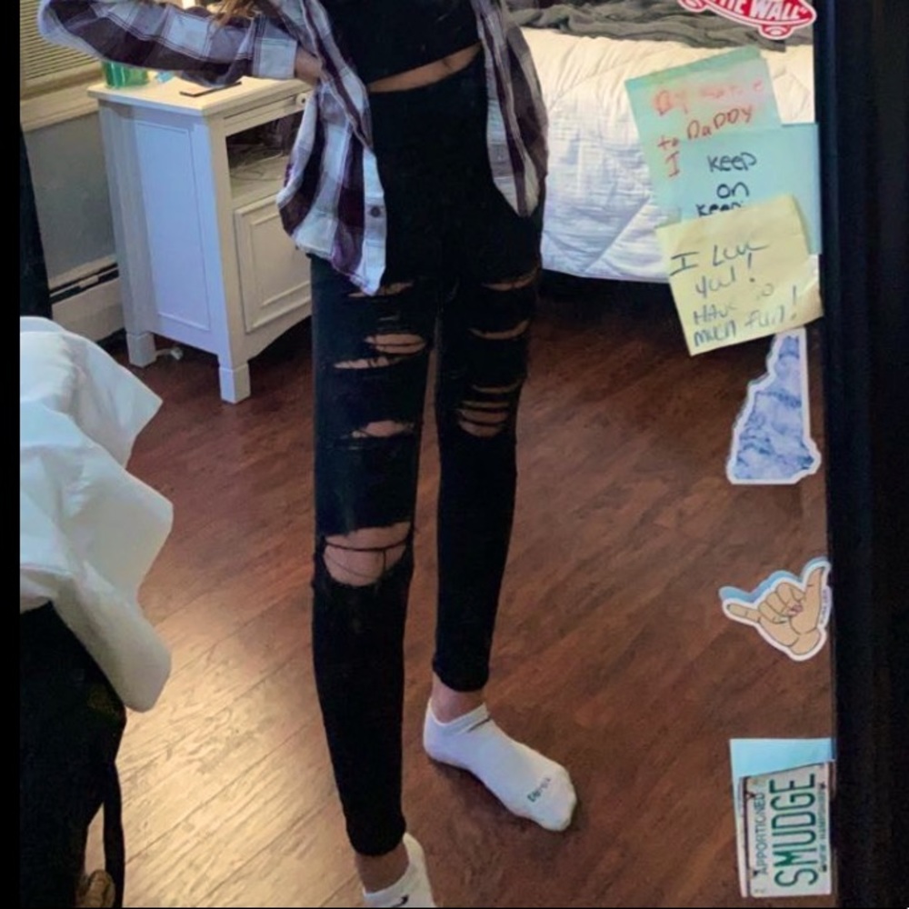 Black American Eagle jeans